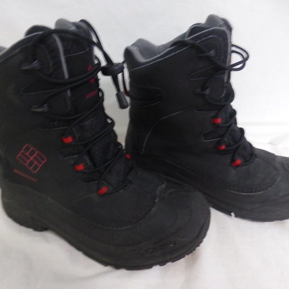 COLUMBIA SPORTSWEAR black waterproof boots size 6